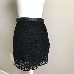 ZARA Lace Mini Skirt Side Ruching Asymmetric Hem Bloggers Favorite New With Tag